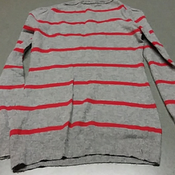 Sweater - Picture 4 of 4